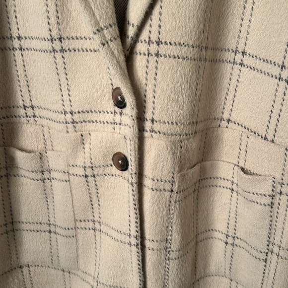 Maurices-Cute light weight coat 1X - Picture 2 of 7